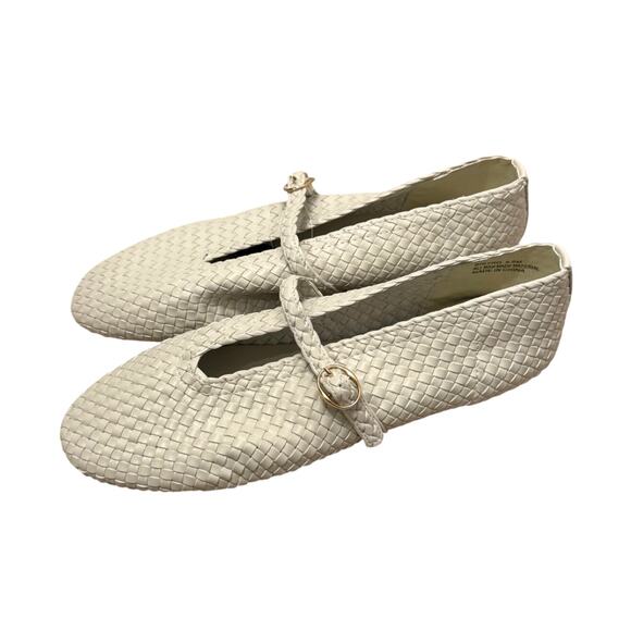 NWT House of Harlow 1960 Nicole Richie Off White Bistro Flats Women's 10 - Picture 5 of 9